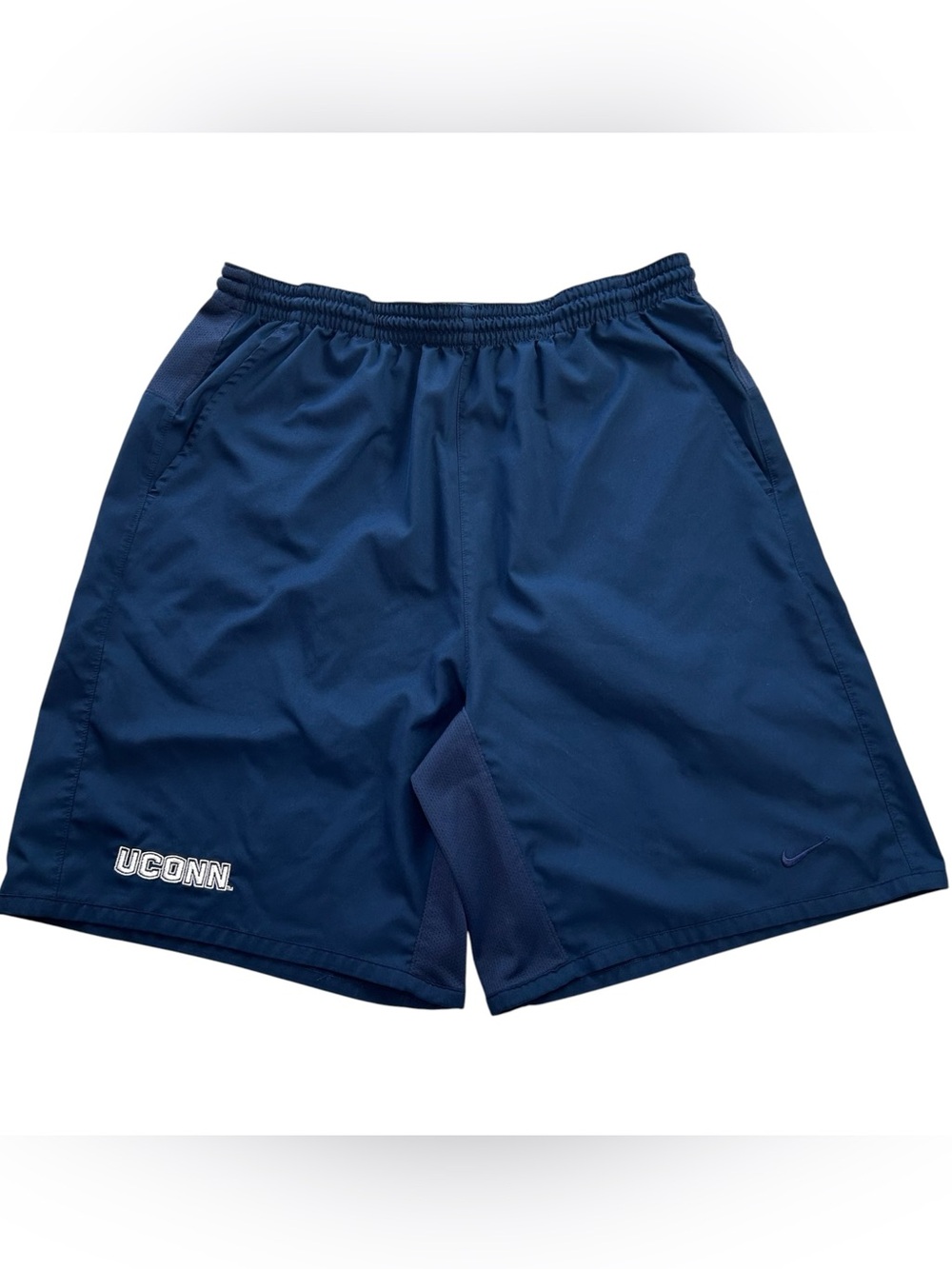 Nike UConn Huskies TEAM ISSUED Men’s Gym Training Shorts Navy Blue 8” NCAA sz M